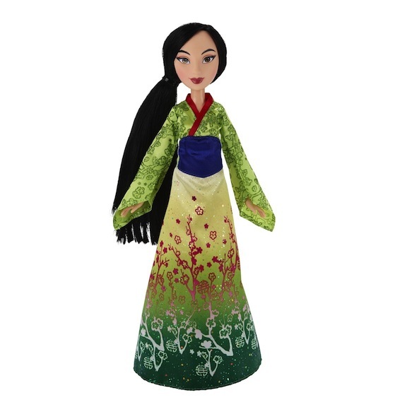 The original Mulan dolls, based on the cartoon, always had a sense of fashion and elegance about them.