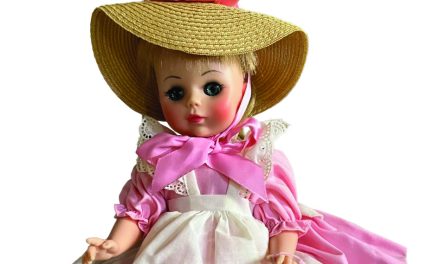 Curious Collector: 1960s Madame Alexander Renoir