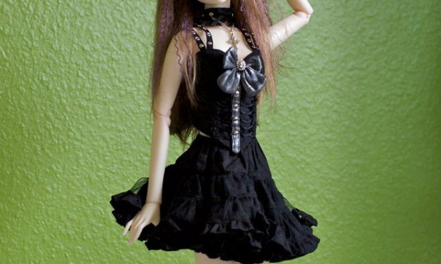 Ball-Jointed Dolls for Beginners – Sueding Your Doll