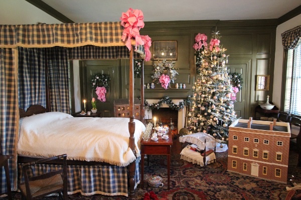 Welcome to the Dollhouse: Historic Houses of Odessa swing open a door to a dream