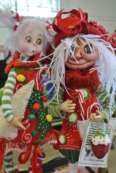 A fun seasonal display at a Crossroads show.