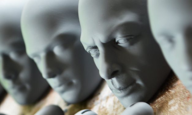Fashionable Flexibility: British BJD Design Duo Focuses on Beauty, Posability