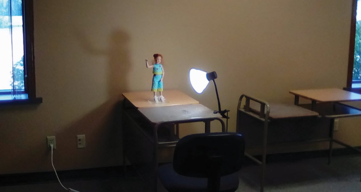 Phone Photos: How to Take Sharp Pictures for Doll IDs, Appraisals