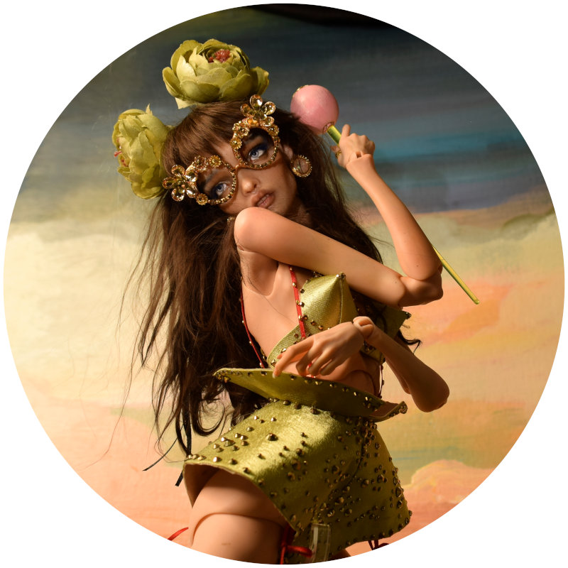 Don’t Be Fooled. She Might Chip a Tooth: Lollipop, a PashaPasha Original with the Pulse face sculpt cast in Milk with Blood skin tone resin.