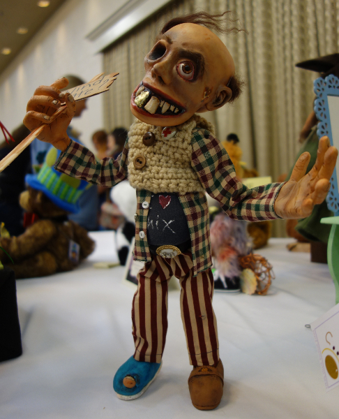 Artist Tina Parson’s Blind Date? doll from the Bring a Smile to My Face theme table at the Quinlans’ Artist Doll & Teddy Bear event.