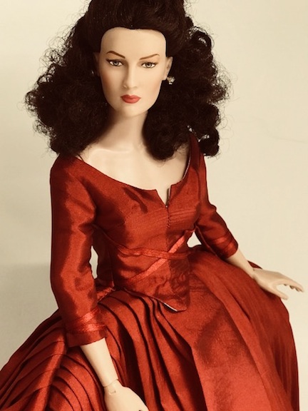 Scarlett as Claire Fraser