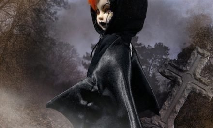 Multiple Maniacs: Mezco Toyz celebrates Halloween with 13 supernatural dolls