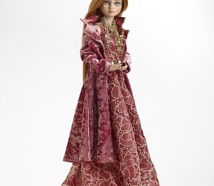 Facing Fans: Tonner gives facelifts to 2018 Holiday Debut dolls